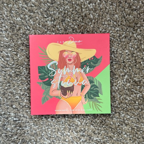 Kara Beauty "Summer Stunna" eyeshadow palette - Picture 2 of 8